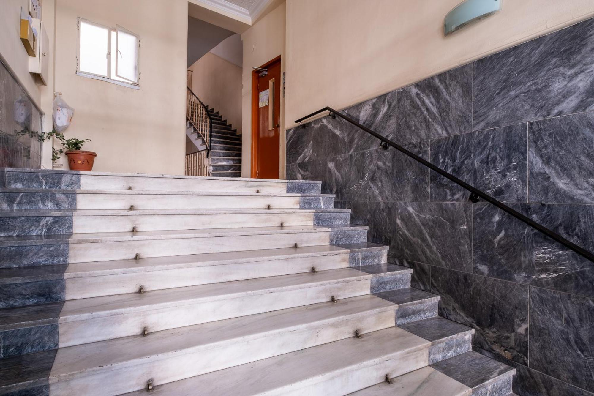 Lovely And Modern 3Bd Apartment Close To Ampelokipoi Metro Athens Ngoại thất bức ảnh